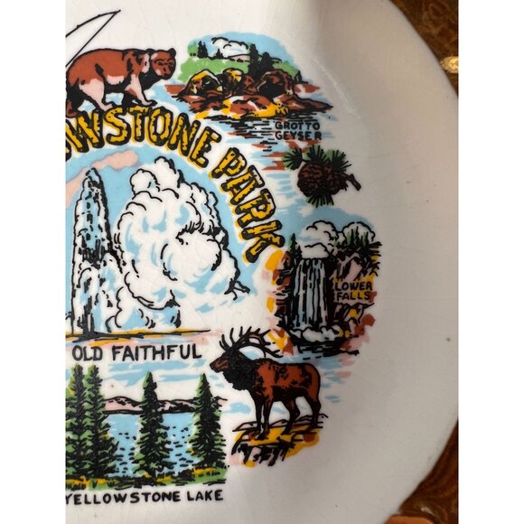 Vintage Yellowstone Park Souvenir Plate With Gold Tone Border - Picture 13 of 16